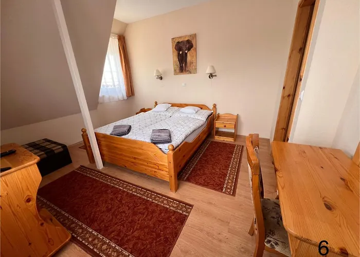 منزل للإقامة Nyugati Varo Szallashely *