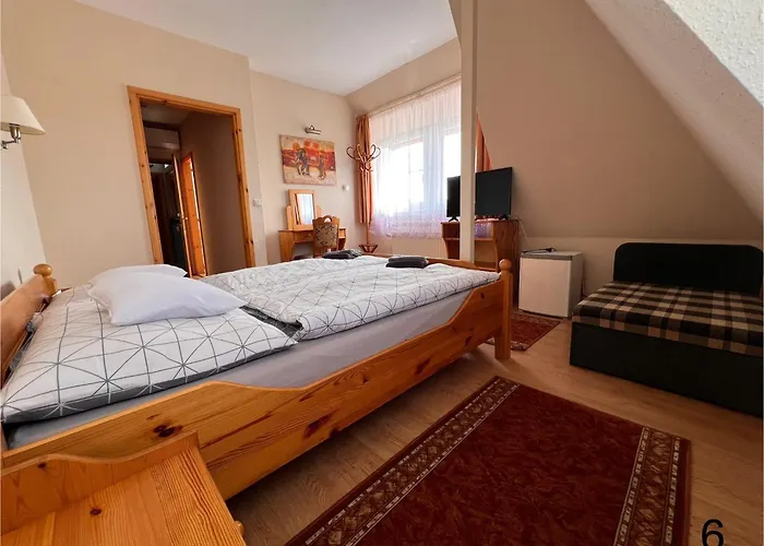 Nyugati Varo Szallashely